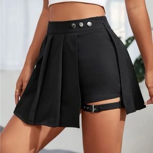 Black shein petite buckle skirt